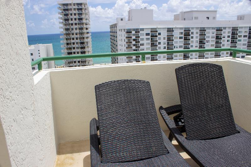 The Casablanca On The Ocean West Tower Hotel Miami Beach Buitenkant foto